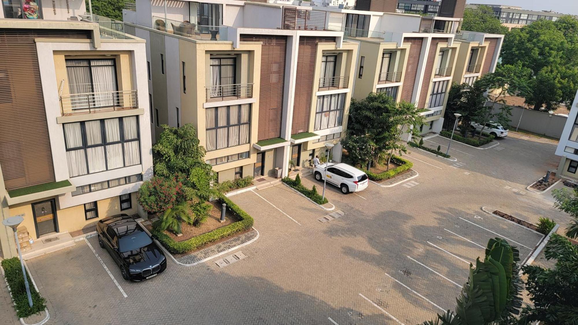 Acasia Luxury Home Cantonment Accra Exterior photo